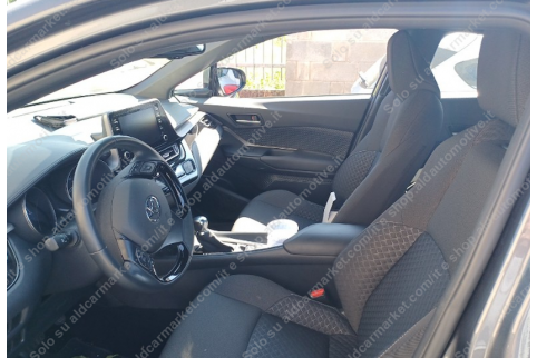 2023 Toyota C-HR, Benzinas / Elektra